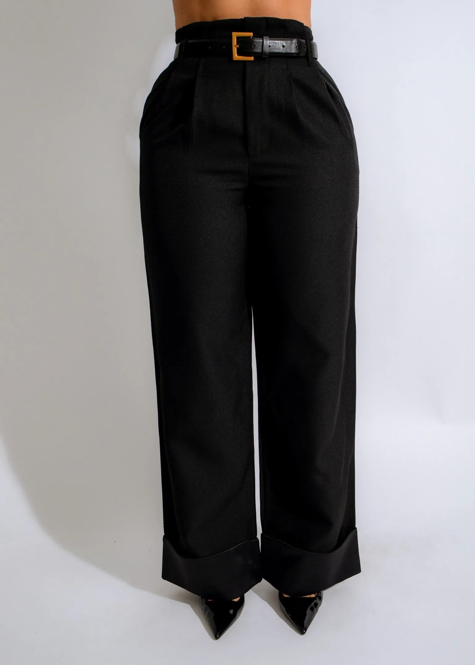 Sculpted Silhouette Cuffed Pants Black