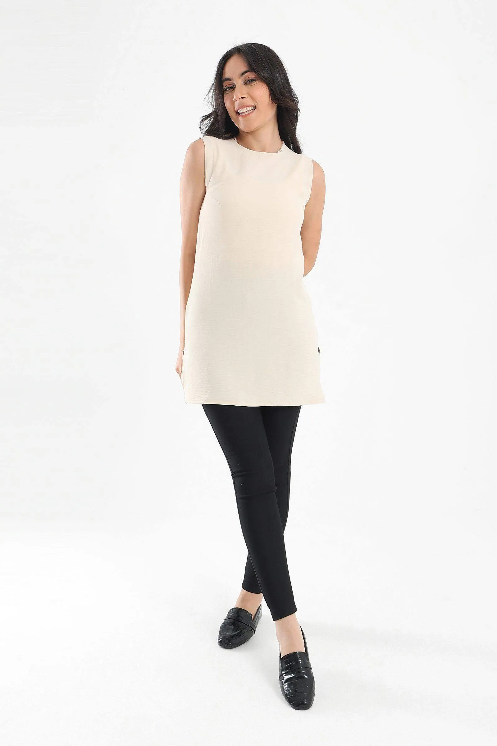 Sleeveless Slim Fit Top