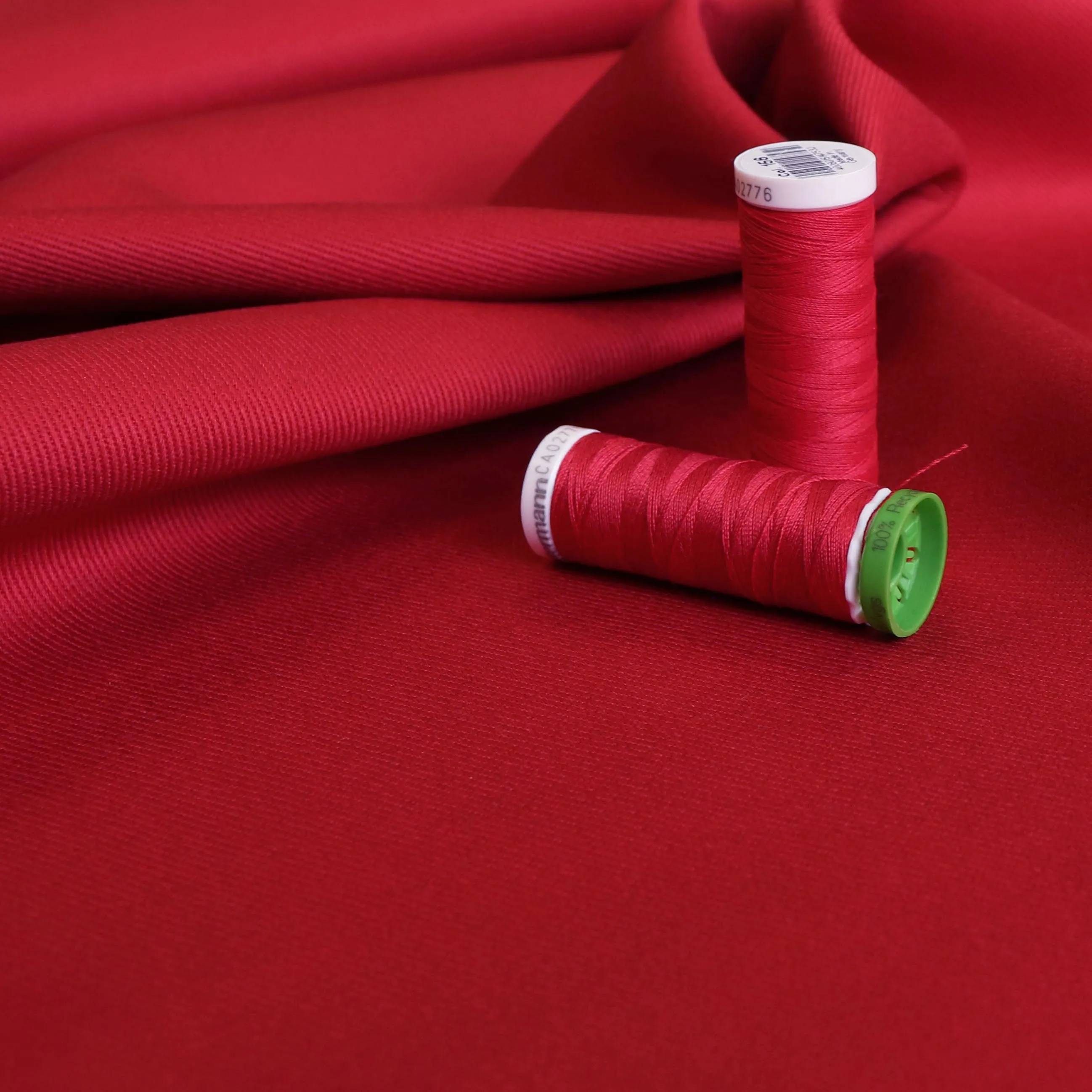 Ventana Cotton Twill Robert Kaufman - Scarlet Red